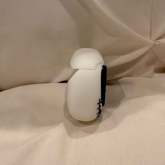 NBC Jack Skellington Case Apple AirPods 1/2 Wireless Headphone Case w/ Carabiner - Picture 5 of 6